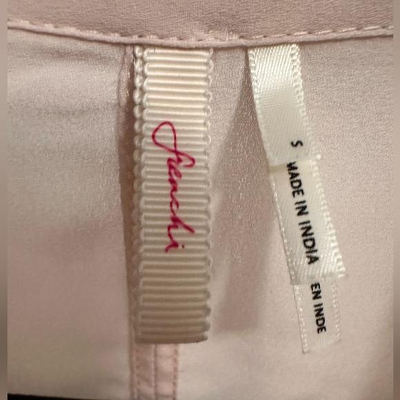 Frenchi Baby Pink Button Down Blouse Size S - Picture 3 of 3